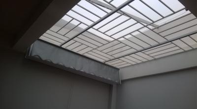 Mái che giếng trời